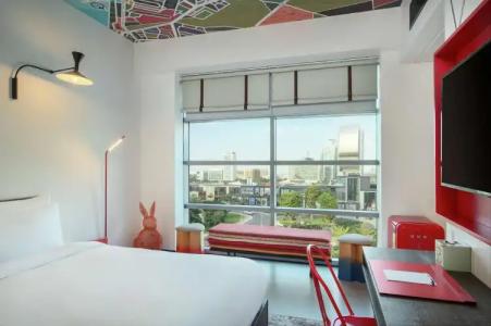 Hampton by Hilton Dubai Al Seef - 115