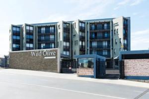 Wild Olive 11, Windhoek