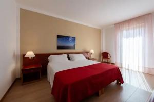 Altavilla Milicia - Hotels