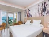 Standard Double room with balcony and with partial sea view