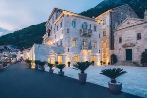 Heritage Grand Perast, Perast