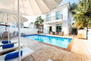 Villa Palm Breeze by Ezoria Villas, Protaras