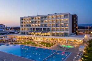 The Ivi Mare - Designed for Adults by Louis Hotels, Paphos