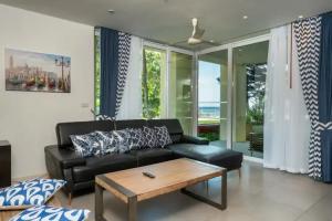 Karon Sea View Beach Apartment, Karon