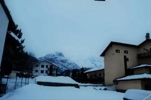 La Boule de Neige, Pre-Saint-Didier