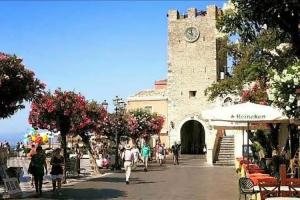 Taormina Beach, Giardini-Naxos