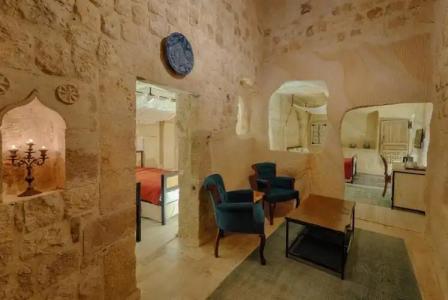 Taru Cave Suites - 138