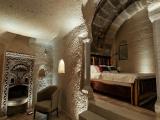 Superior Double Cave Suite