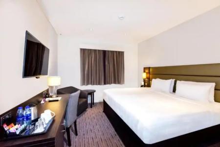 Premier Inn Dubai Al Jaddaf - 104