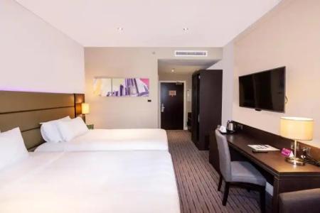 Premier Inn Dubai Al Jaddaf - 107