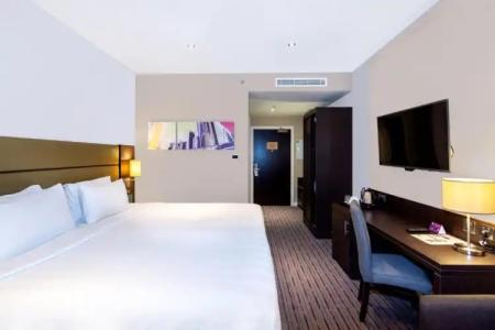 Premier Inn Dubai Al Jaddaf - 105