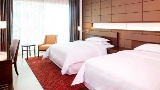 Four Points by Sheraton Sharjah - 120