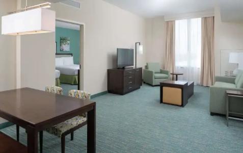 DoubleTree by Hilton Miami Doral - 113