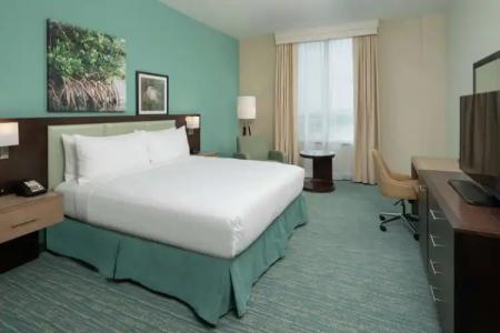 DoubleTree by Hilton Miami Doral - 116