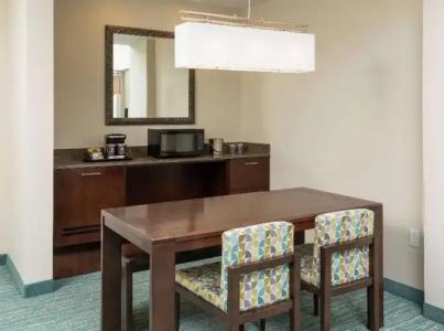 DoubleTree by Hilton Miami Doral - 102