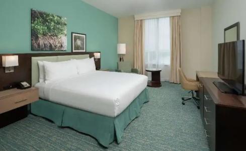 DoubleTree by Hilton Miami Doral - 106