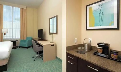 DoubleTree by Hilton Miami Doral - 101