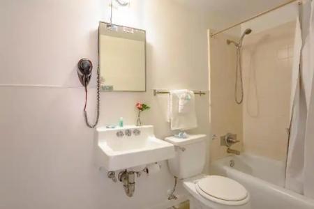 Royal Grove Waikiki - 105