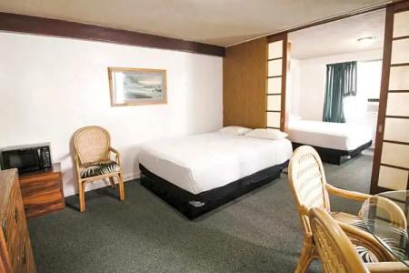 Royal Grove Waikiki - 136