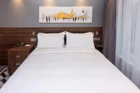 Hampton By Hilton Poznan Old Town - 100