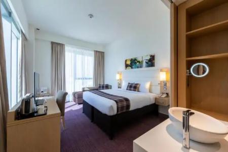 Premier Inn Dubai Dragon Mart - 103