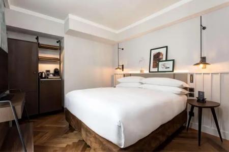 DoubleTree By Hilton Rome Monti - 4