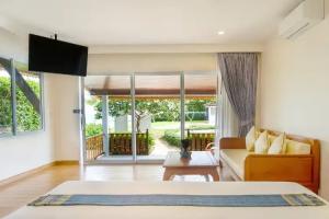 Floral Hotel Aura Samui Best Beach, Lamai Beach