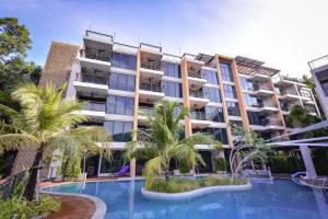 SKYVIEW Resort Phuket Patong Beach - SHA Extra Plus, Patong