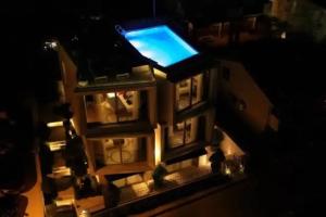 Corso Levante Luxury Suites Dobrota, Kotor