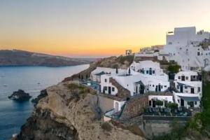 Pearl of Caldera Oia - Boutique Hotel by Pearl Hotel Collection, Oia