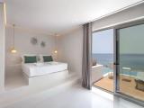 Superior Quadruple room with balcony and with sea view