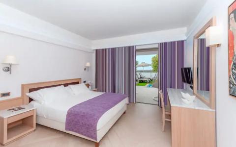 Porto Platanias Beach Resort & Spa - 40