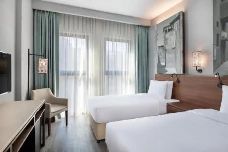 Super 8 by Wyndham Dubai Deira - 35