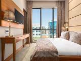 Double room with city view