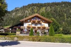 Gastehaus Munchner Kindl, Reit im Winkl