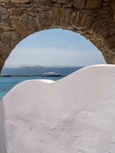 Yalos Sunset view Mykonos town private rooms - 36