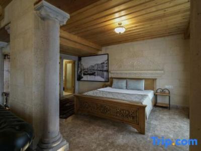 Luxury Cratus Stone Palace - 194