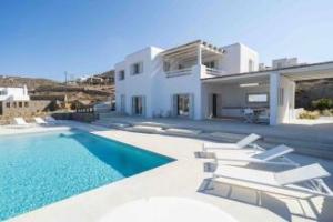 Bright New 6-bed villa with pool gym sea views, Ornos