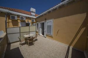 R club Apartments Old Town Budva, Budva