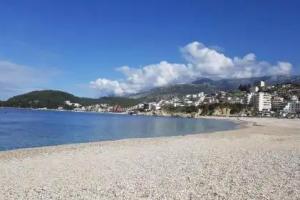 George Hotel Rooms&Suites, Himare