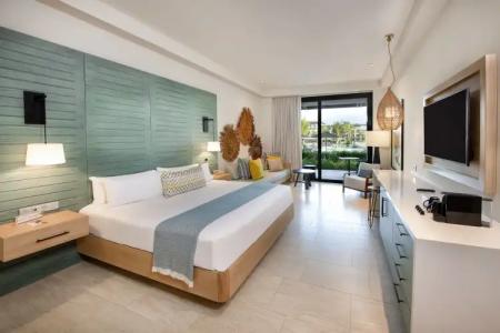 Adults Only Club at Lopesan Costa Bavaro Resort - 100