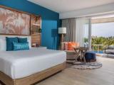 Luxury Double Swim-up Junior Suite