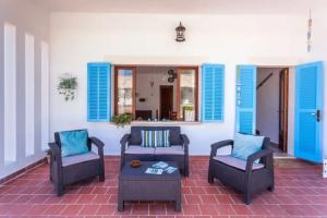 Guest House «Beach House Magdalena», Cala San Vicente