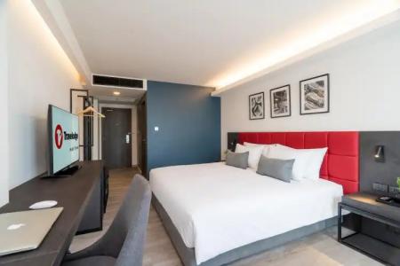 Travelodge Phuket Town - 54