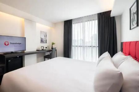 Travelodge Phuket Town - 50