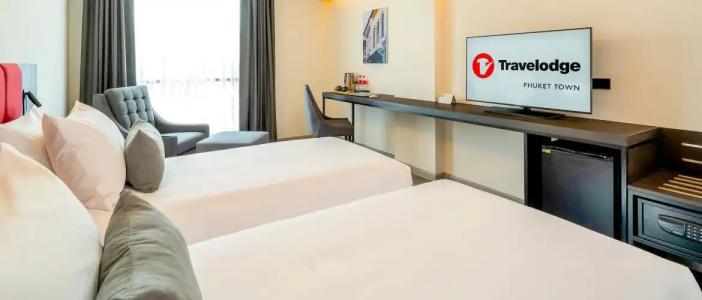 Travelodge Phuket Town - 35