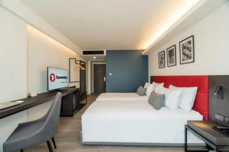 Travelodge Phuket Town - 39