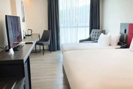 Travelodge Phuket Town - 12