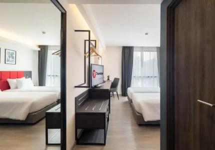 Travelodge Phuket Town - 42