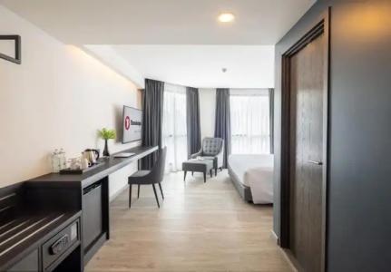 Travelodge Phuket Town - 58